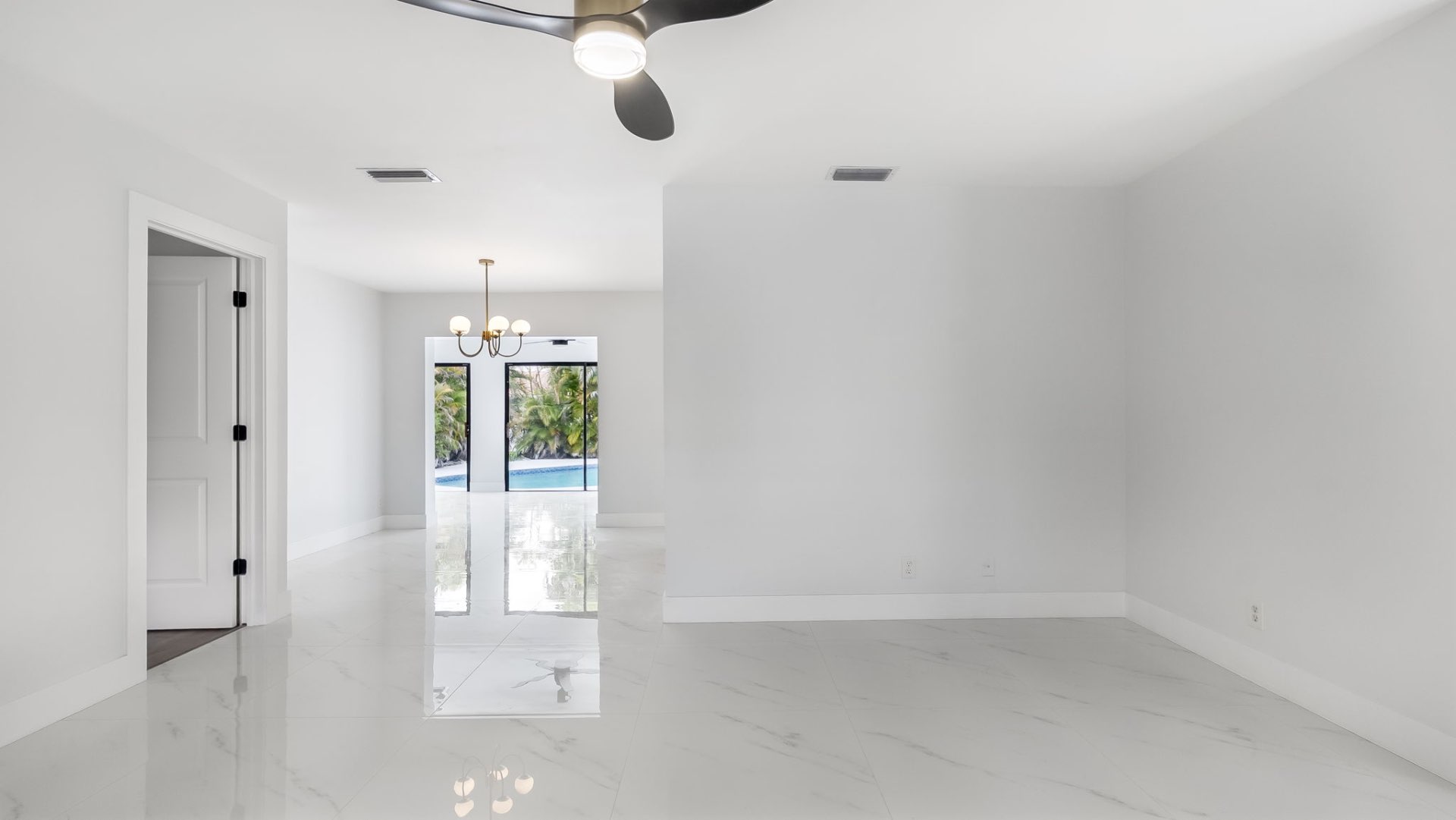 Great room overlooking the pool
